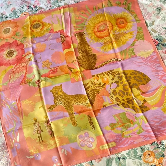 Salvatore ferragamo scarf
